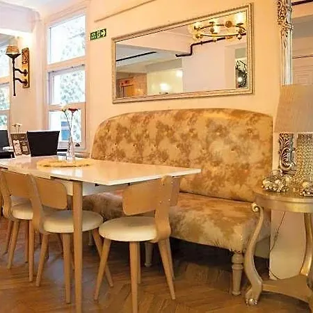Pearl Hotel Istanboel
