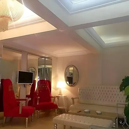 Pearl Hotel