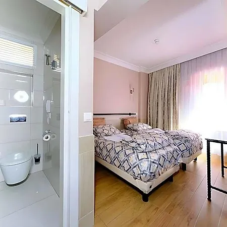 Hotel Pearl 3*