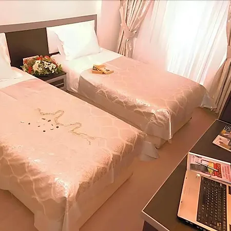 Hotel Pearl 3*