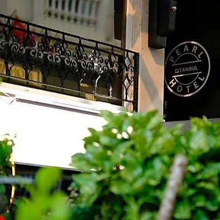 Pearl Hotel