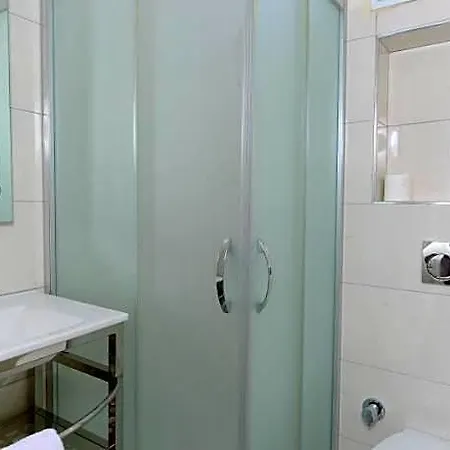 Hotel Pearl Istanboel
