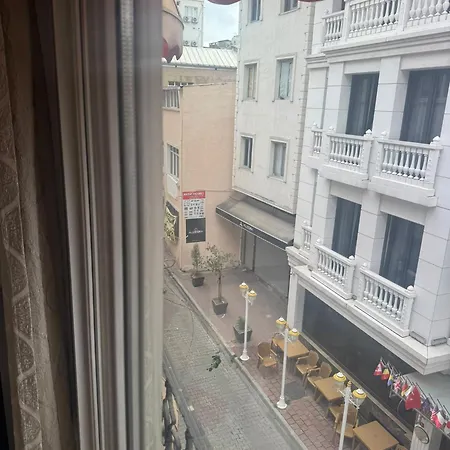 Pearl Hotel 3*