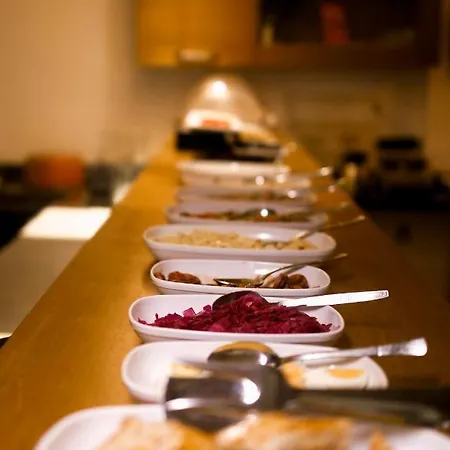 Pearl Hotel 3*