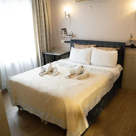 Pearl Отель 3*